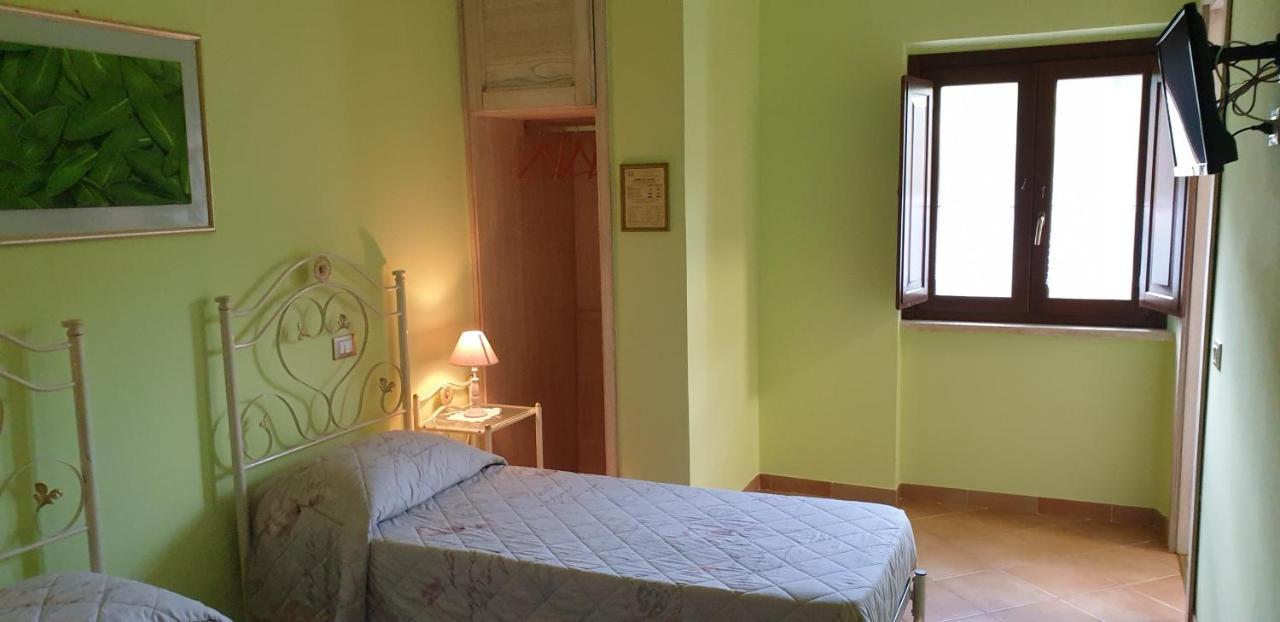 Agriturismo Il Casale Pica Posta Екстер'єр фото